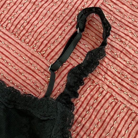 Rose + Vine Ardene teen/ women’s large Black Lace bralette (soft /no underwire ) - Picture 3 of 10